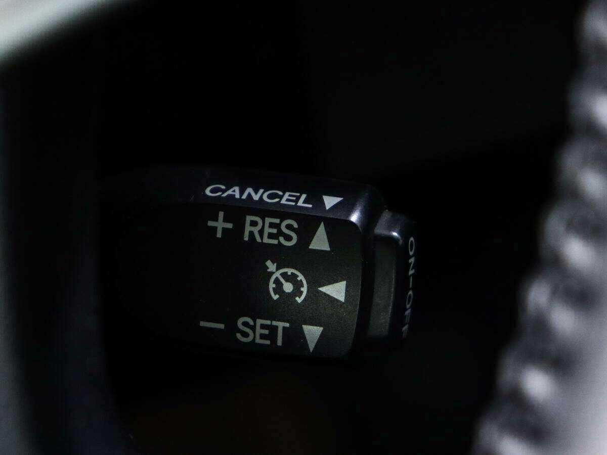 Б/У Тойота Камри 2012 года. Фото: #16