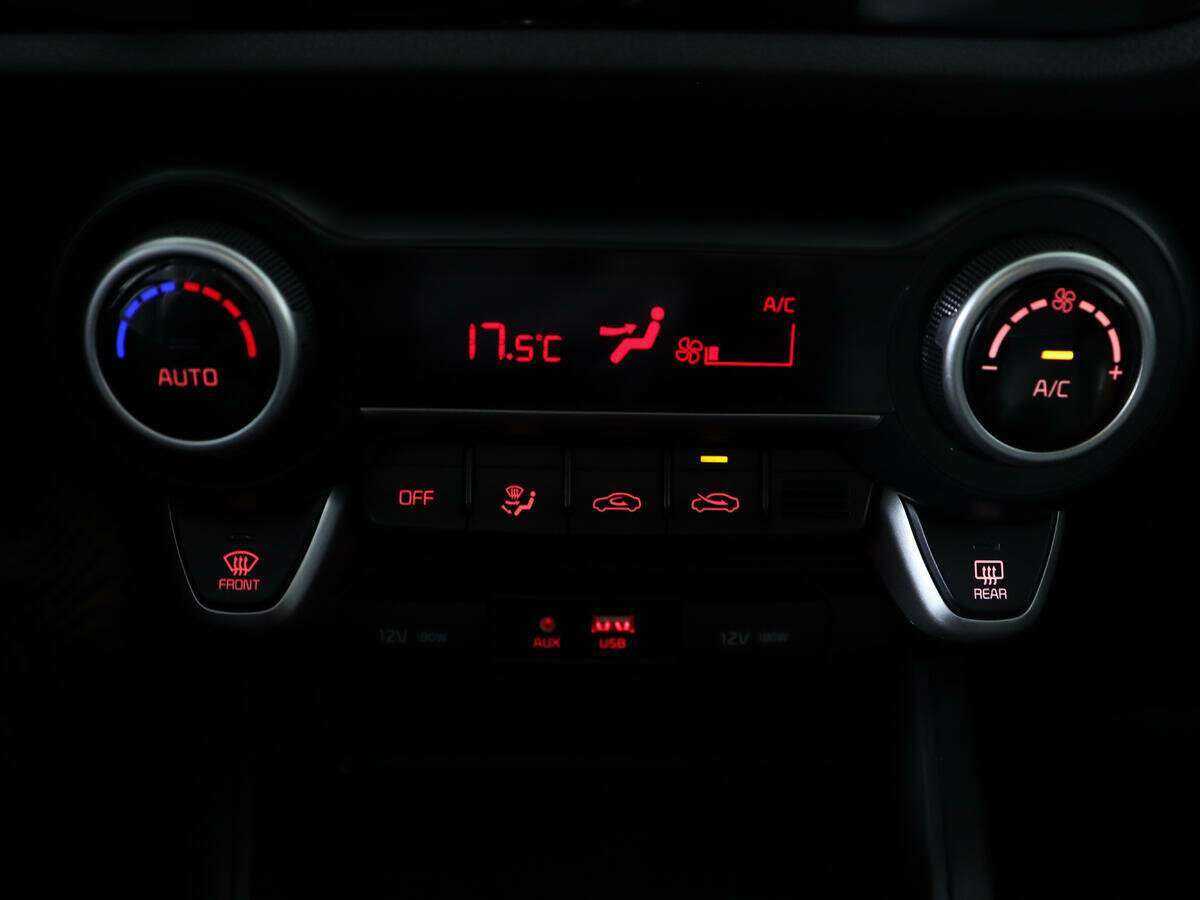 Б/У Киа Рио 2020 года. Фото: #16