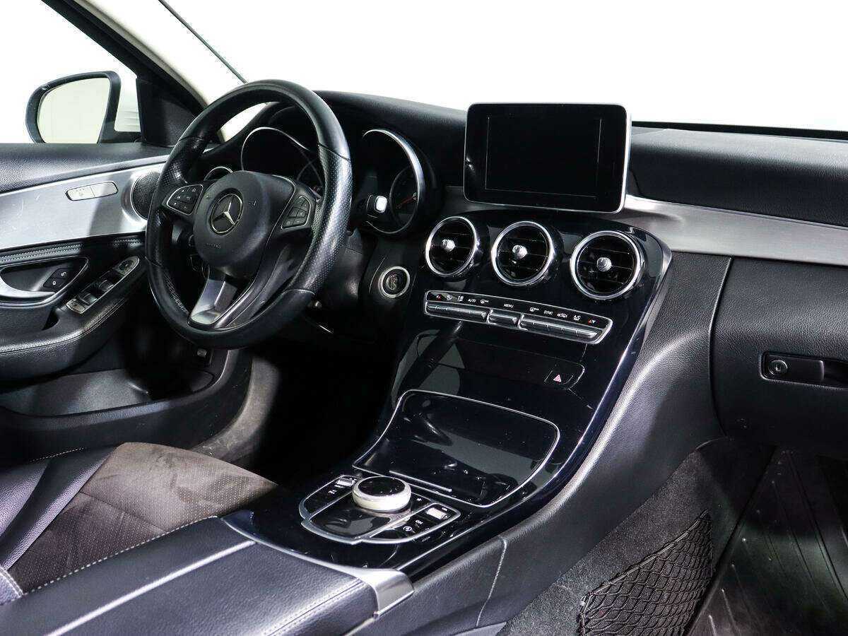 Б/У Мерседес-Бенц Ц-Класс 2014 года. Фото: #6