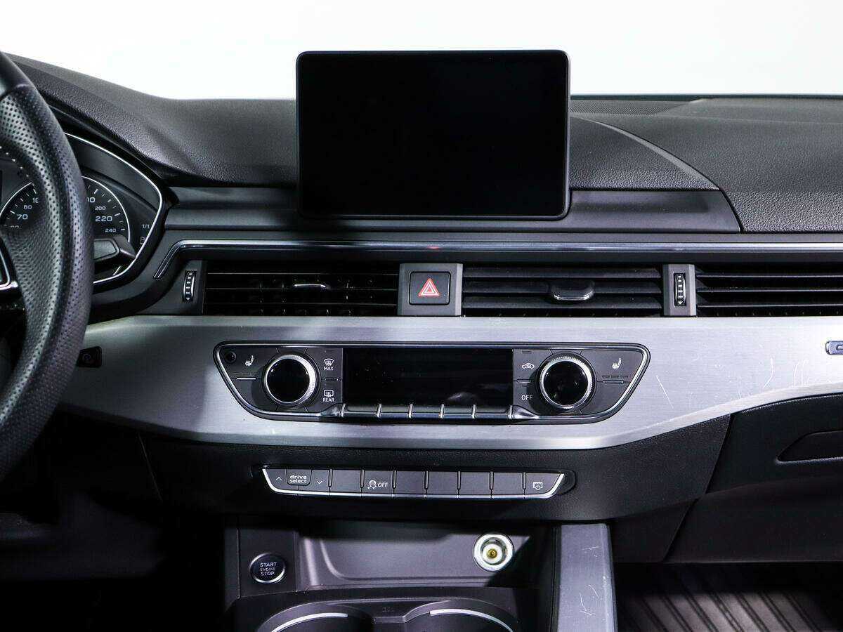 Б/У Ауди А4 2017 года. Фото: #9