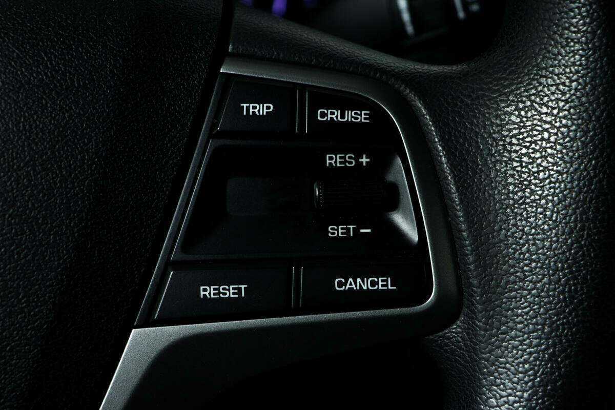 Б/У Хендай Елантра 2018 года. Фото: #14