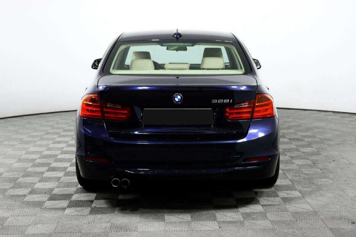 Б/У БМВ 3 серии 2012 года. Фото: #5