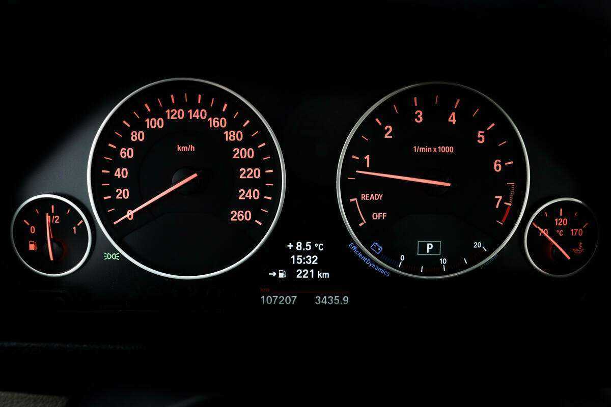 Б/У БМВ 3 серии 2012 года. Фото: #9