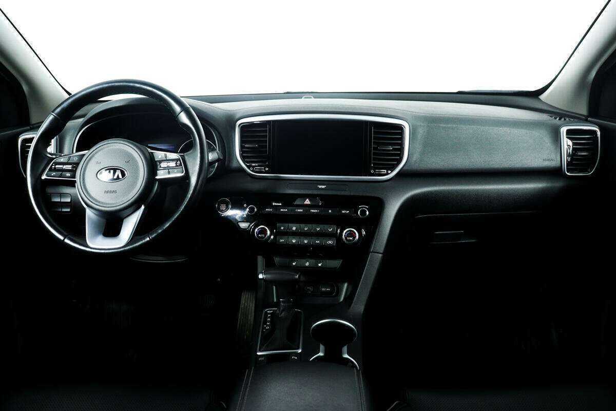 Б/У Киа Спортейдж 2021 года. Фото: #10