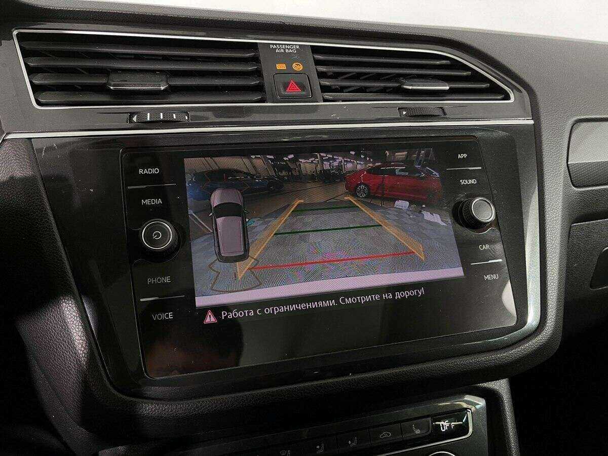 Б/У Фольксваген Тигуан 2018 года. Фото: #10