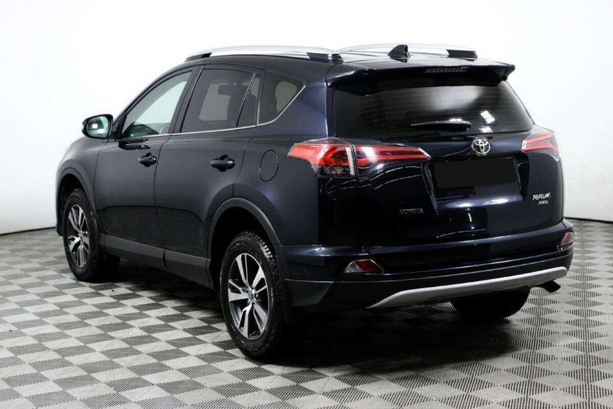 Б/У Тойота Рав4 2017 года. Фото: #6