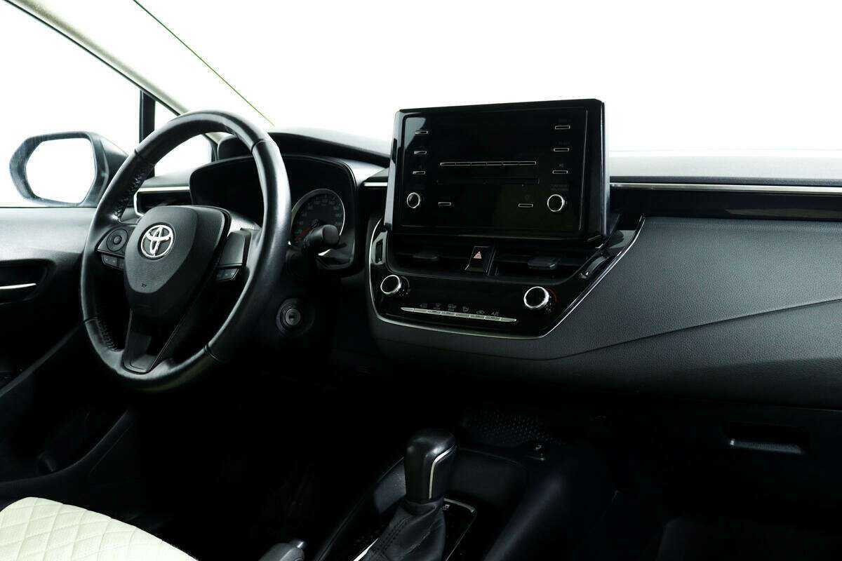 Б/У Тойота Королла 2021 года. Фото: #8