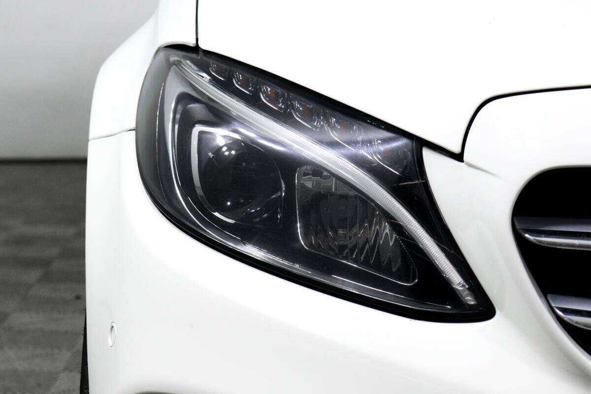 Б/У Мерседес-Бенц Ц-Класс 2017 года. Фото: #14