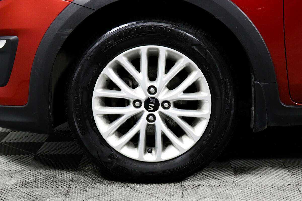 Б/У Киа Рио 2018 года. Фото: #13