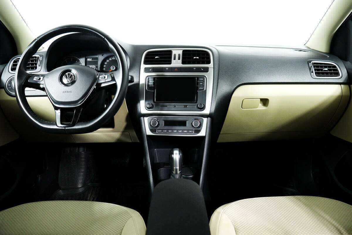 Б/У Фольксваген Поло 2018 года. Фото: #10