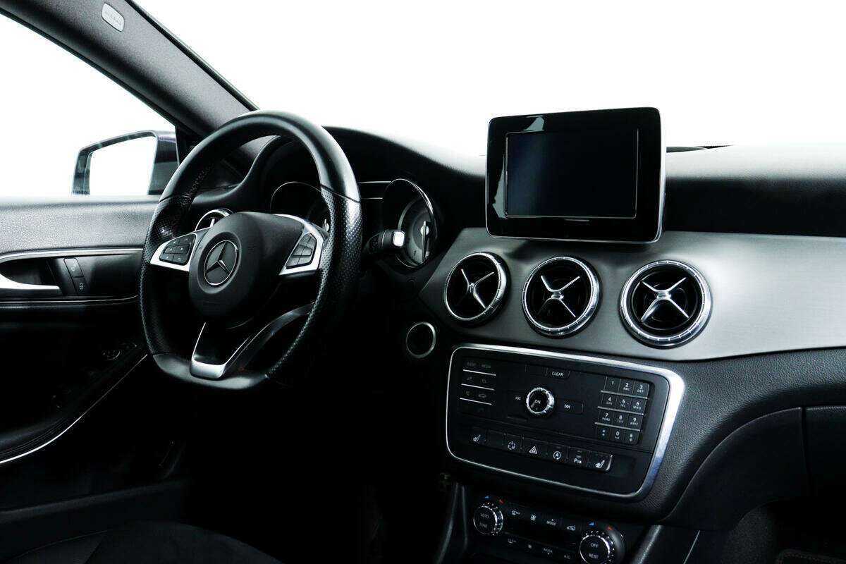 Б/У Мерседес-Бенц КЛА 2015 года. Фото: #7