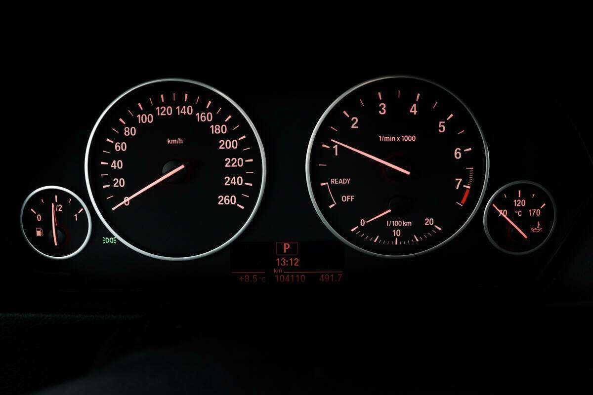 Б/У БМВ 3 серии 2015 года. Фото: #8