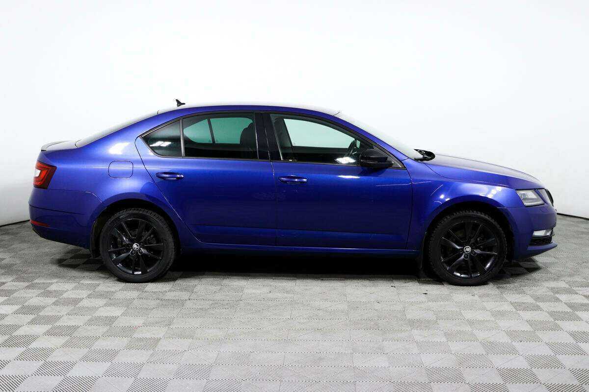 Б/У Шкода Октавия 2018 года. Фото: #3