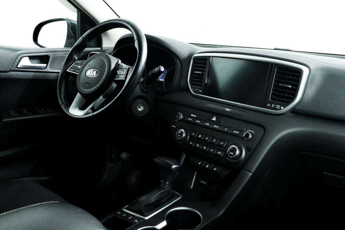 Б/У Киа Спортейдж 2020 года. Фото: #8