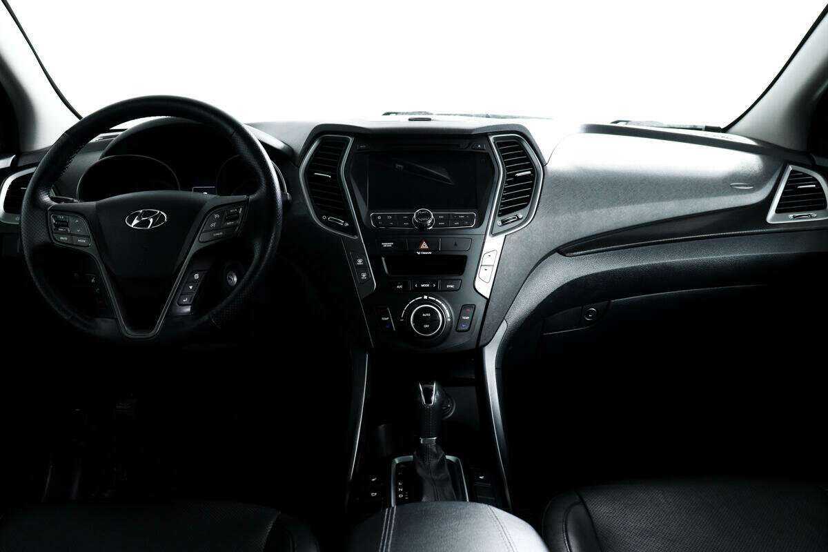 Б/У Хендай Санта Фе 2016 года. Фото: #10