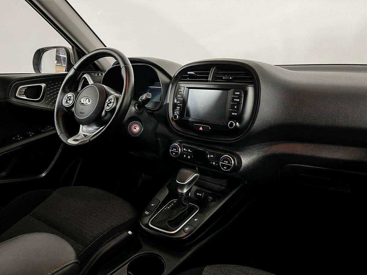 Б/У Киа Соул 2020 года. Фото: #6