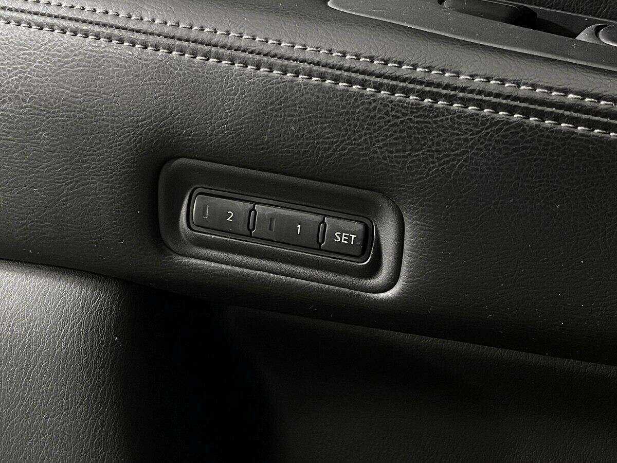 Б/У Ниссан Патфайндер 2015 года. Фото: #11