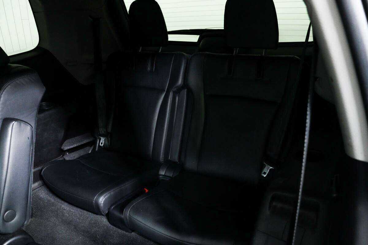 Б/У Тойота Хайлэндер 2012 года. Фото: #13