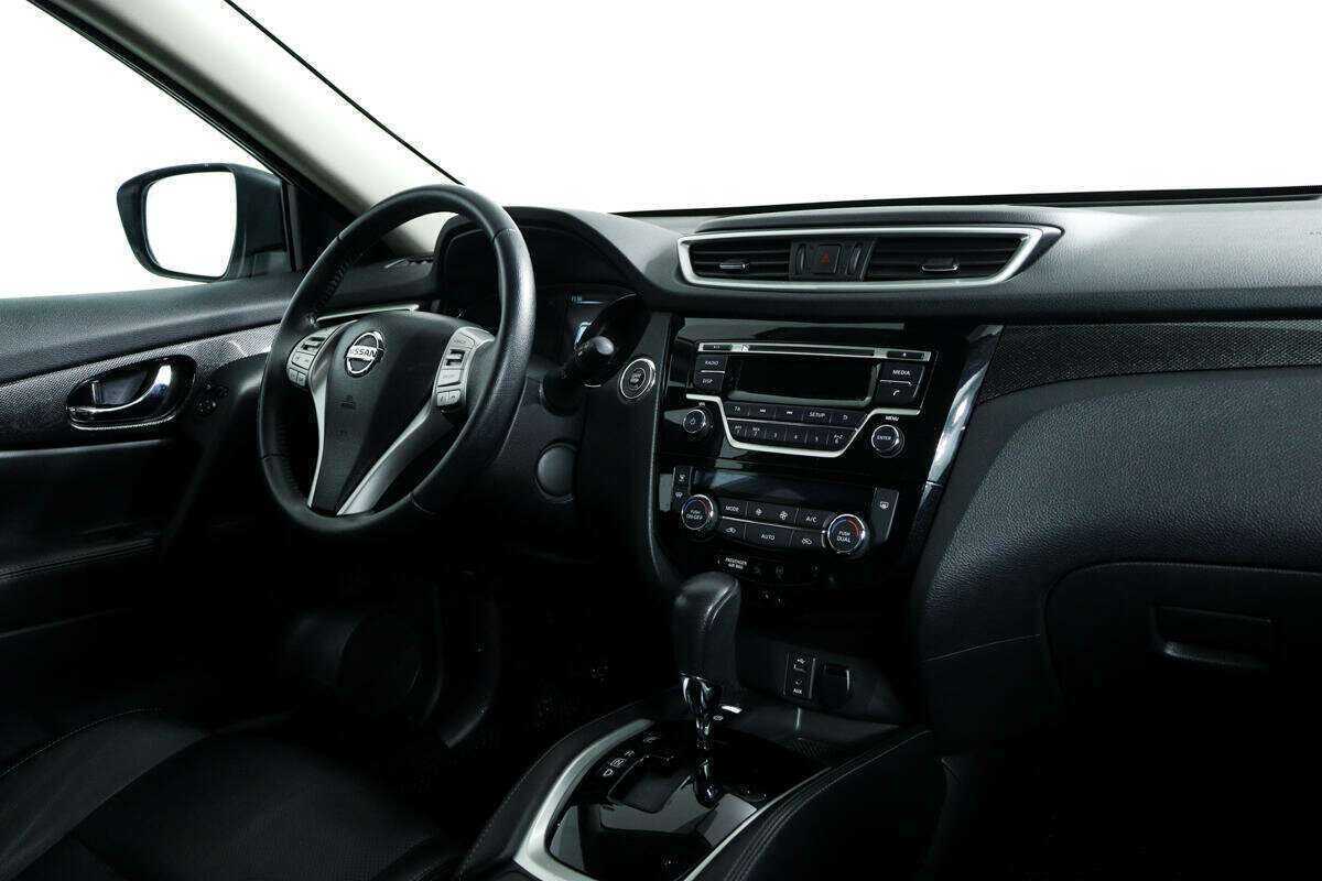 Б/У Ниссан Икс-Трейл 2017 года. Фото: #8