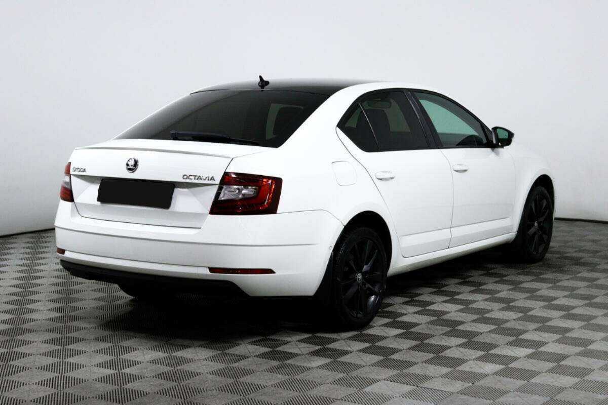Б/У Шкода Октавия 2017 года. Фото: #4