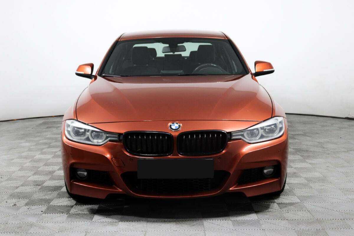 Б/У БМВ 3 серии 2018 года. Фото: #1