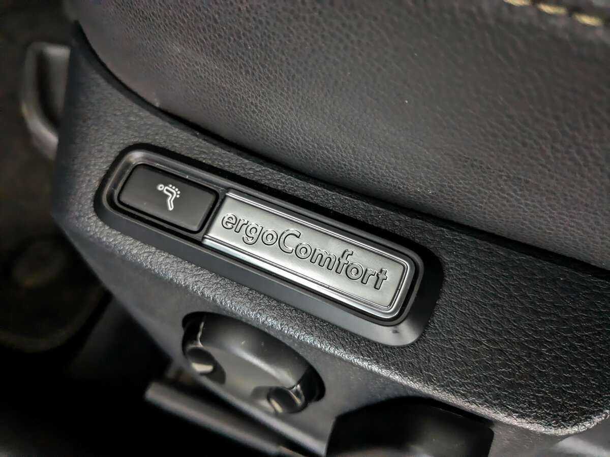 Б/У Фольксваген Пассат 2018 года. Фото: #21