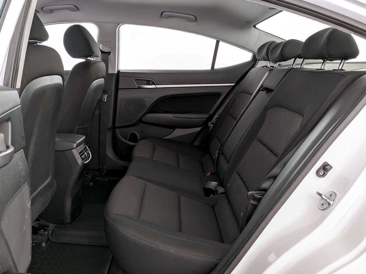 Б/У Хендай Елантра 2020 года. Фото: #9