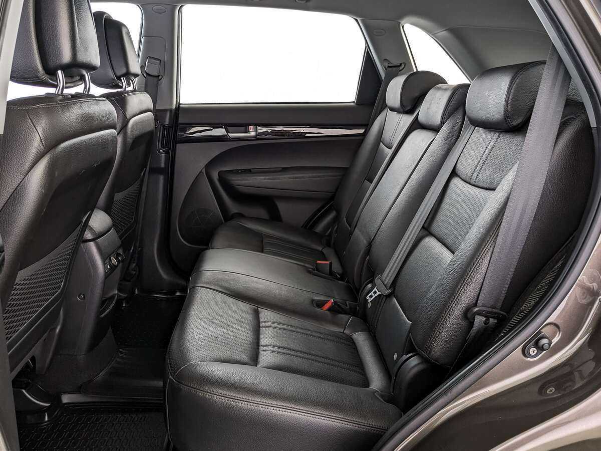 Б/У Киа Соренто 2017 года. Фото: #15