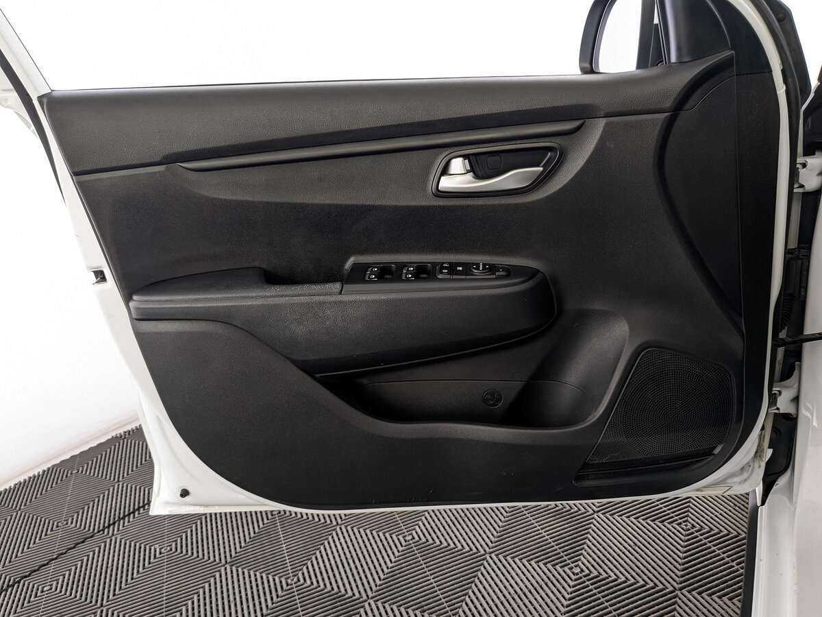 Б/У Киа Рио 2019 года. Фото: #18