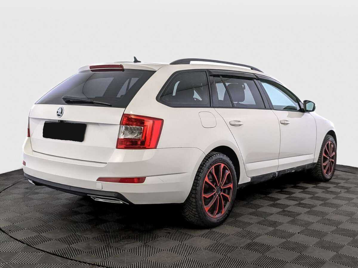 Б/У Шкода Октавия 2014 года. Фото: #3