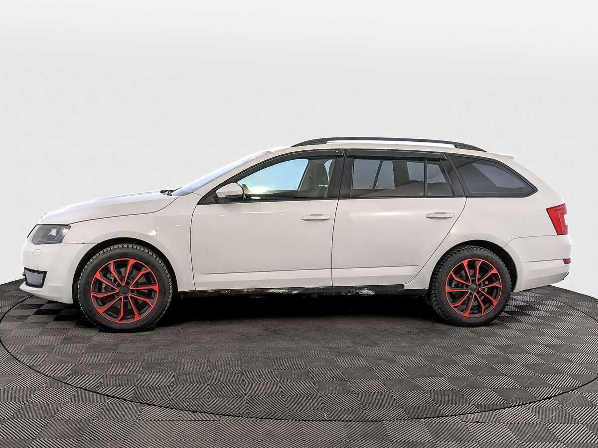 Б/У Шкода Октавия 2014 года. Фото: #6