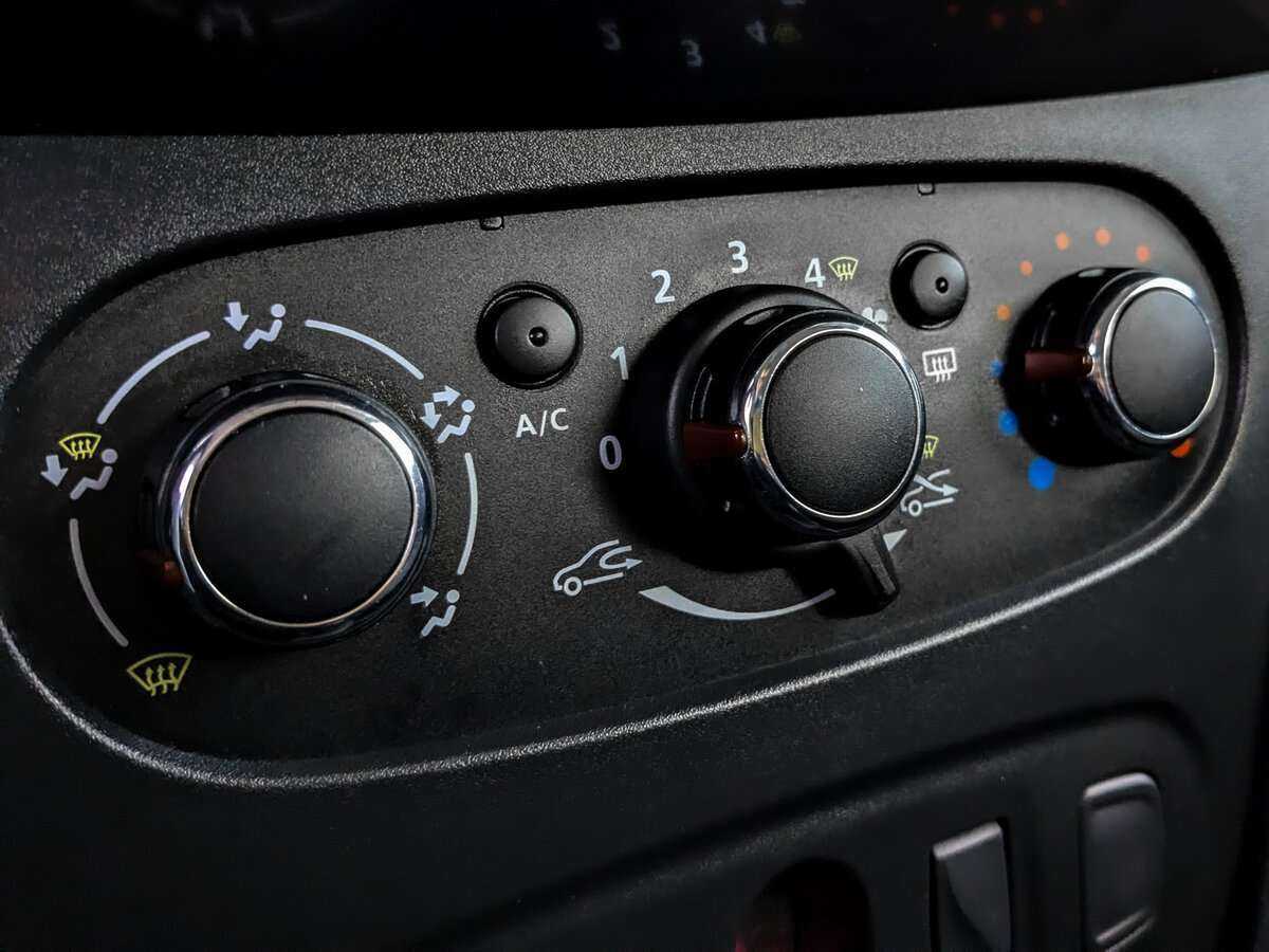 Б/У Рено Сандеро 2021 года. Фото: #22