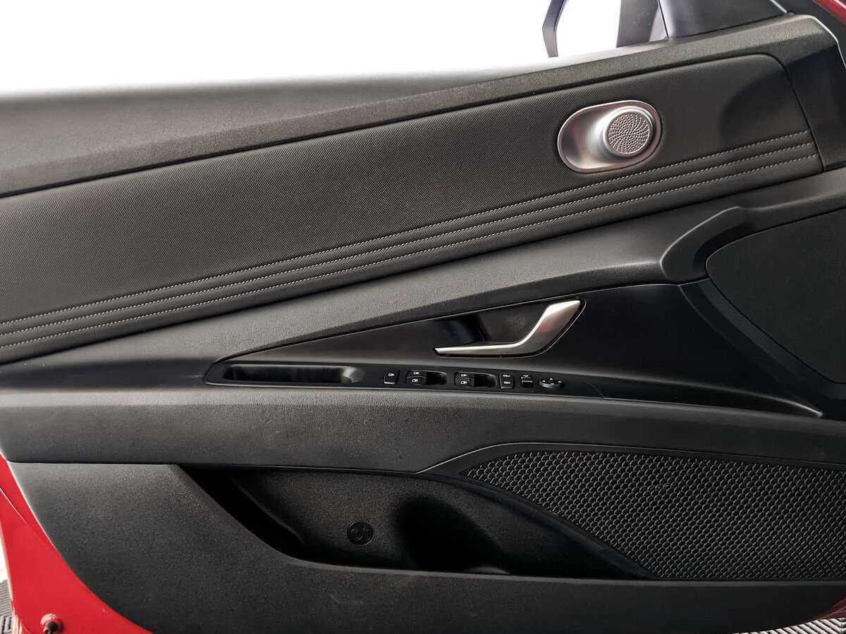 Б/У Хендай Елантра 2021 года. Фото: #14