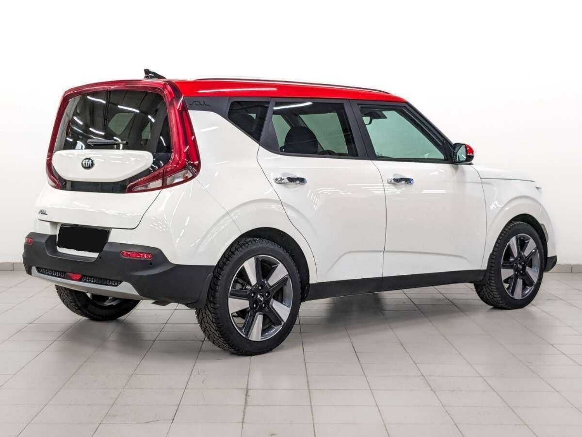 Б/У Киа Соул 2021 года. Фото: #4