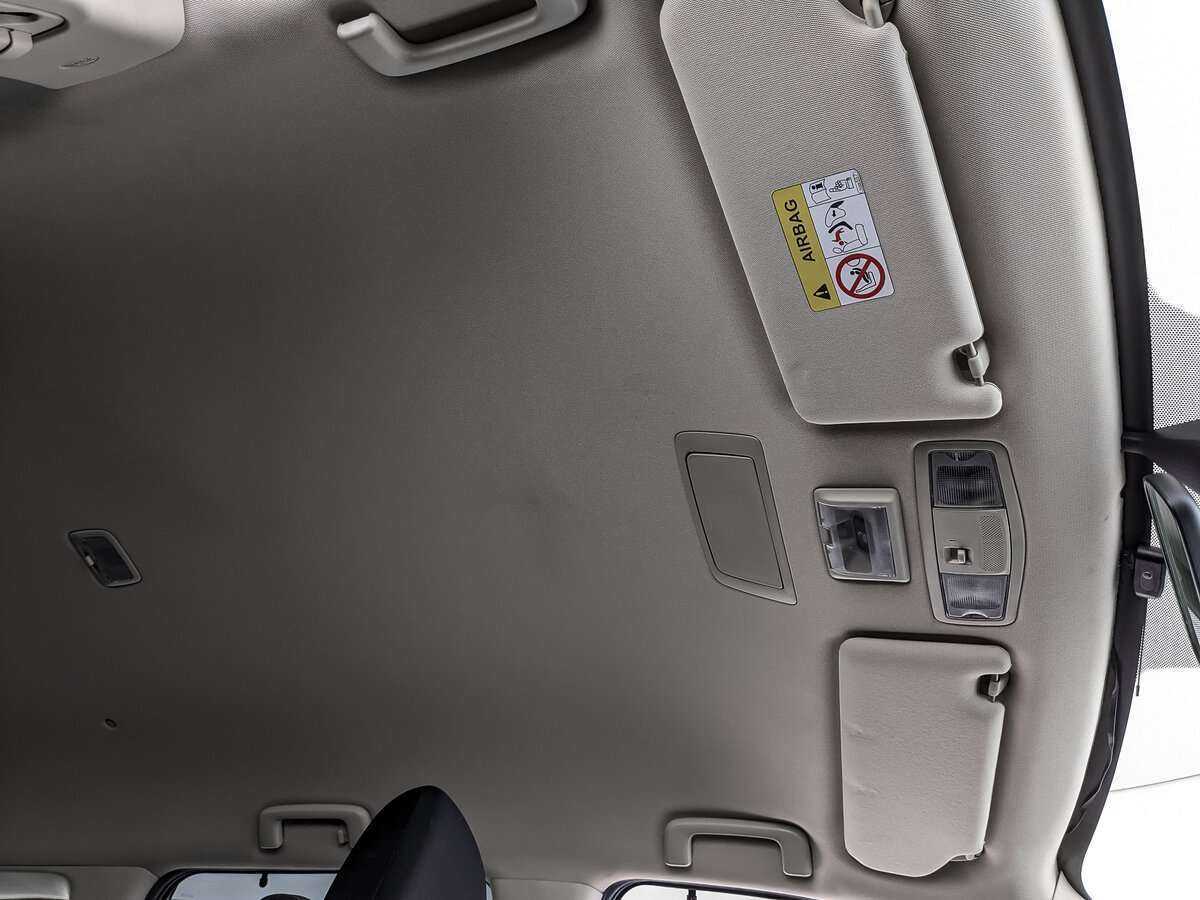 Б/У Митсубиши Оутлэндер 2020 года. Фото: #19