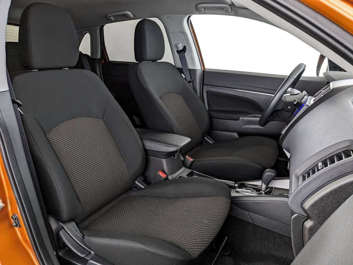 Б/У Митсубиши АС-Икс 2021 года. Фото: #21