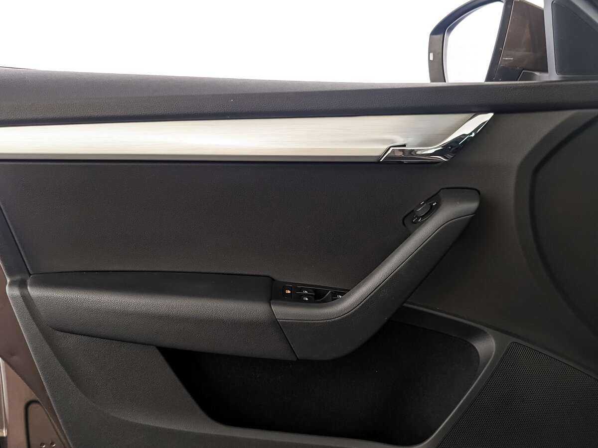 Б/У Шкода Октавия 2016 года. Фото: #18