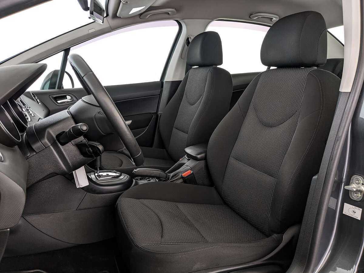 Б/У Пежо 408 2013 года. Фото: #19