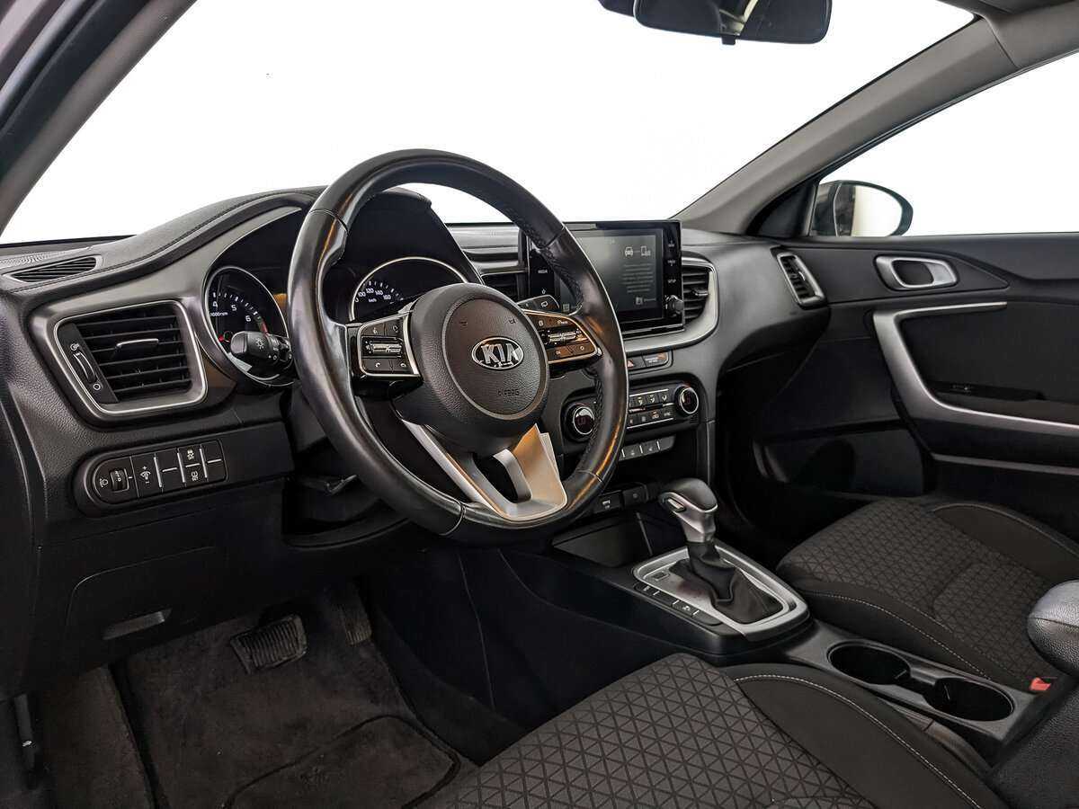 Б/У Киа Сид 2021 года. Фото: #10