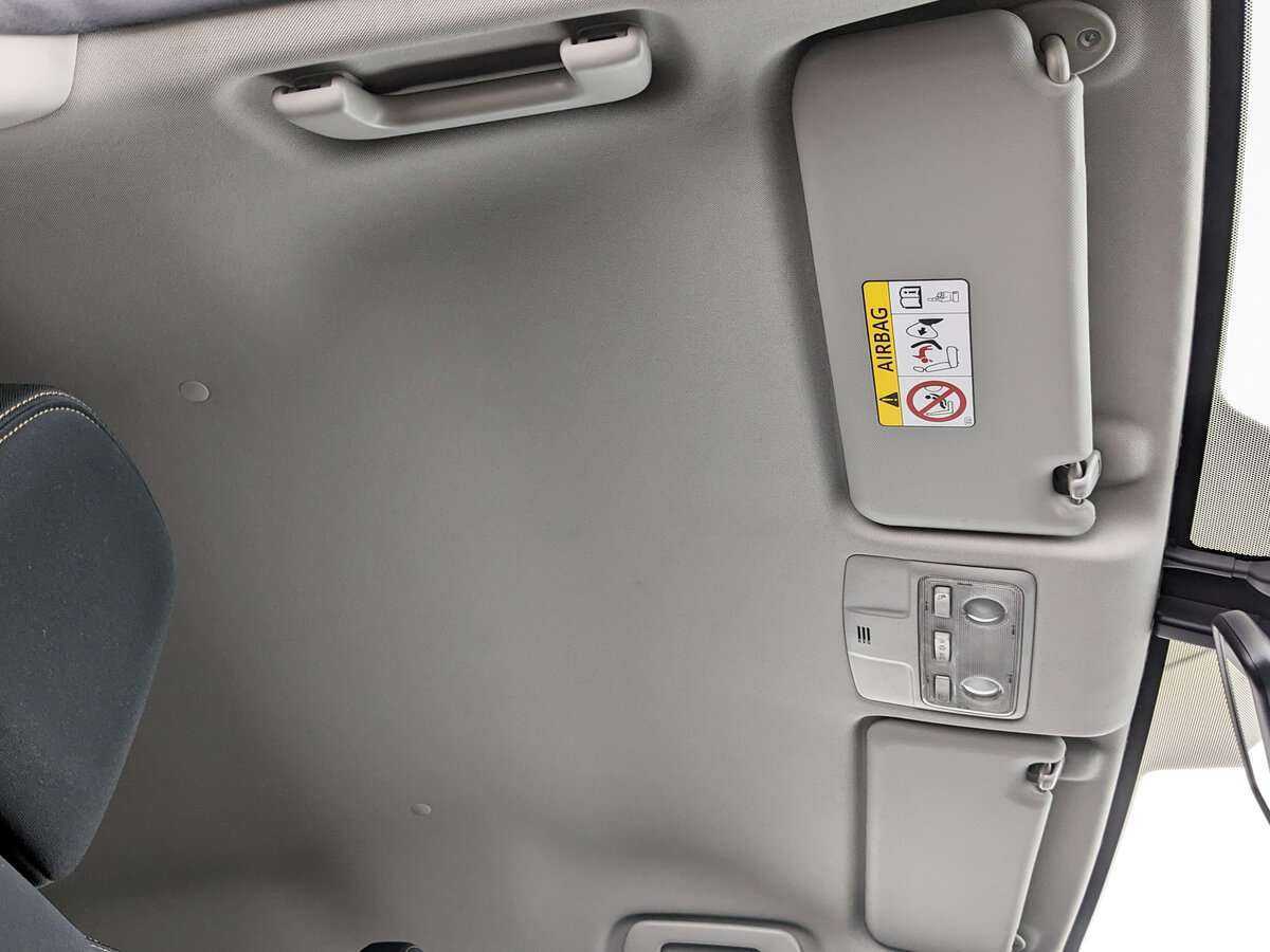 Б/У Тойота Рав4 2014 года. Фото: #16