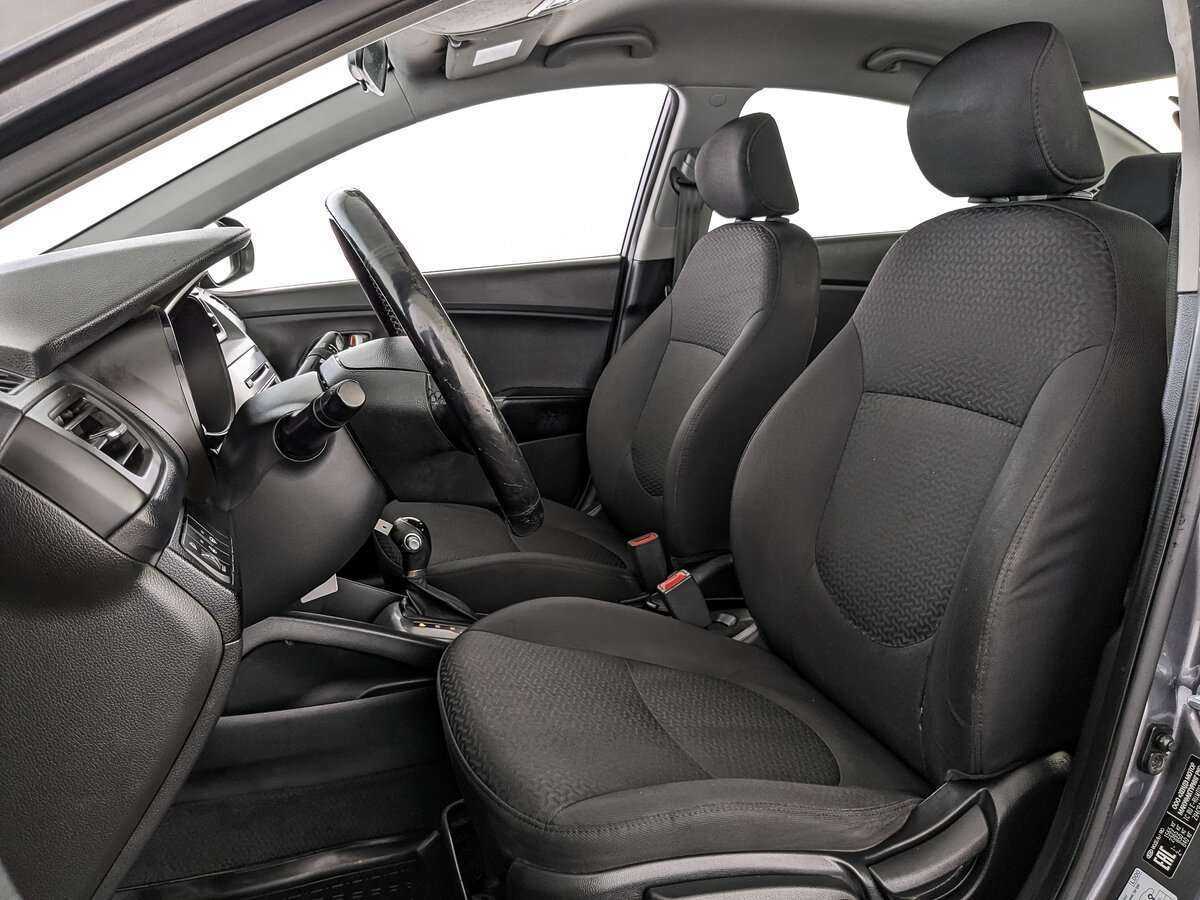 Б/У Киа Рио 2017 года. Фото: #14