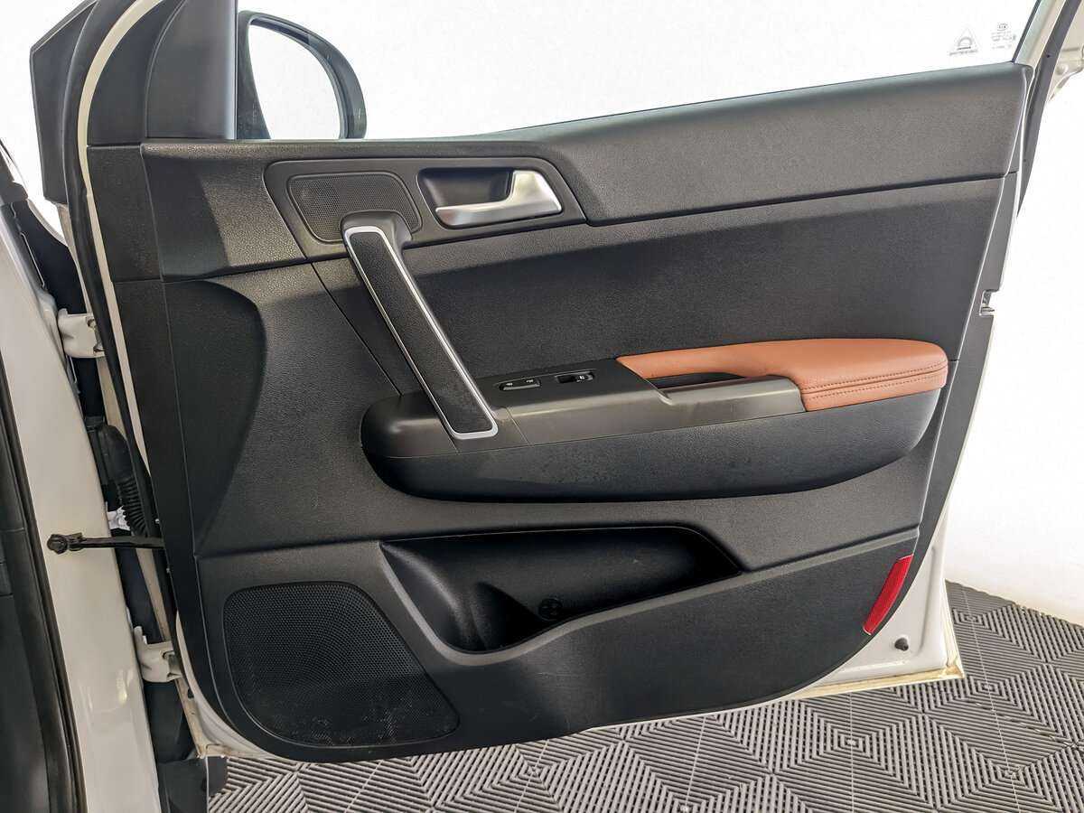 Б/У Киа Спортейдж 2020 года. Фото: #15