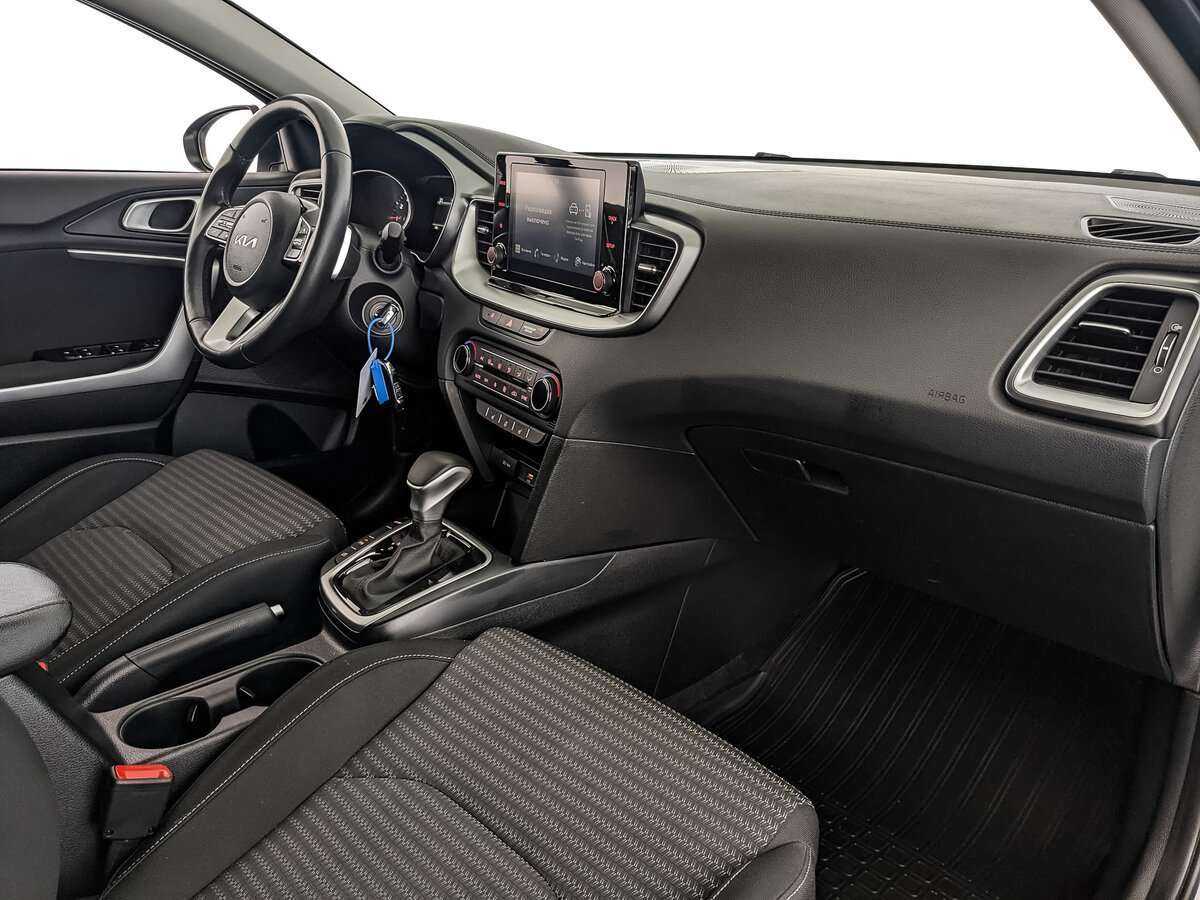 Б/У Киа Сид 2022 года. Фото: #8