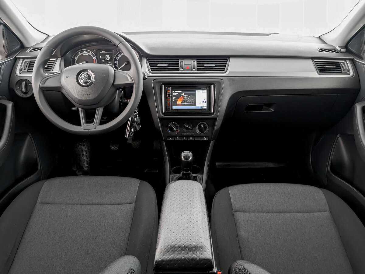 Б/У Шкода Рапид 2017 года. Фото: #11