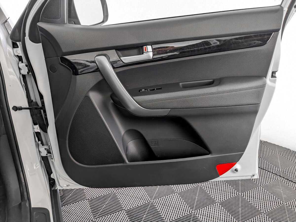 Б/У Киа Соренто 2018 года. Фото: #17