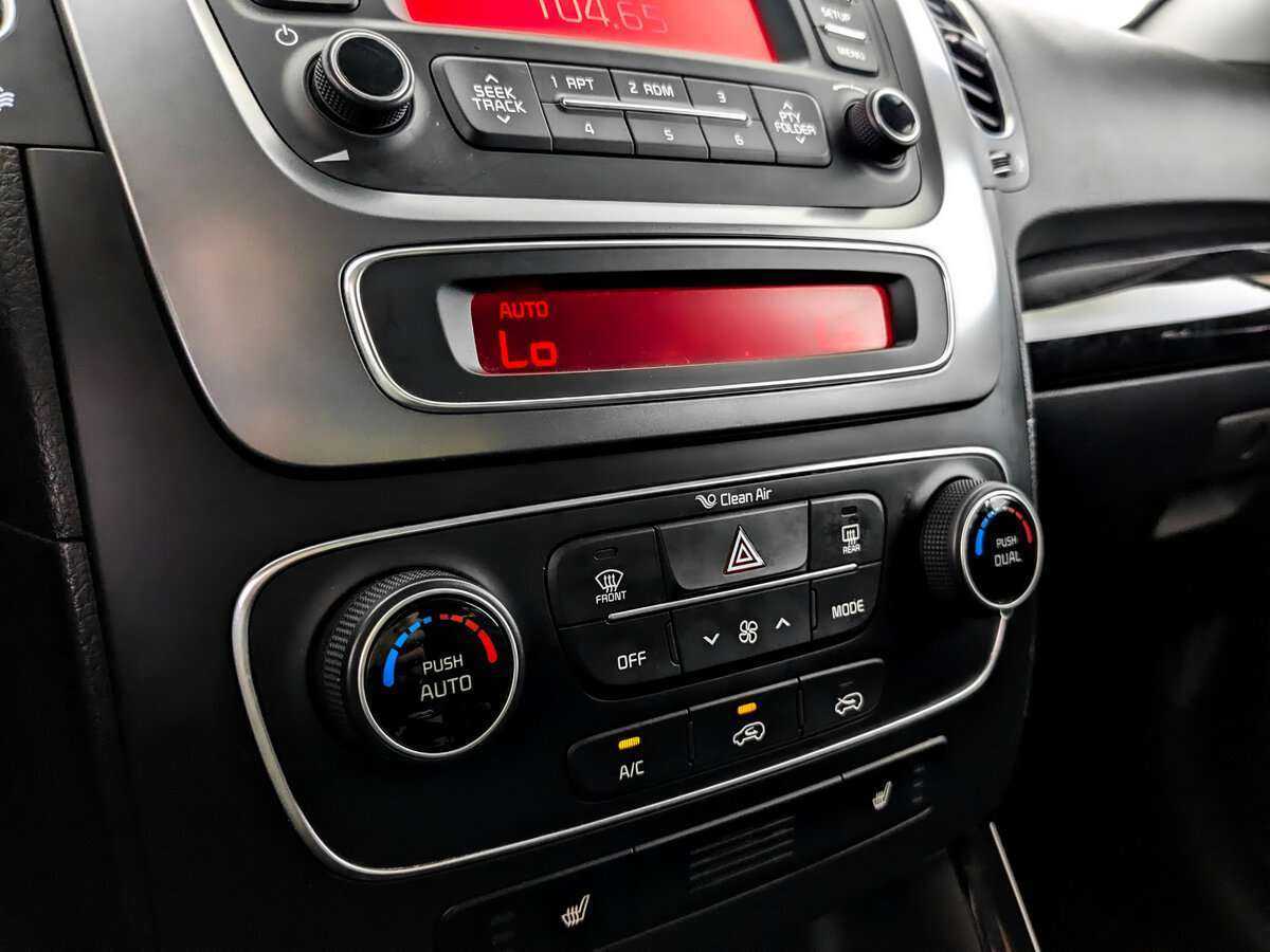 Б/У Киа Соренто 2018 года. Фото: #18