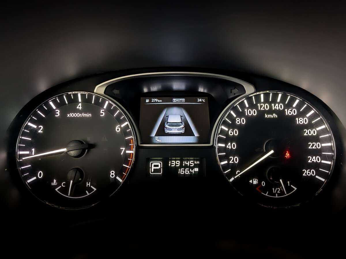 Б/У Ниссан Патфайндер 2016 года. Фото: #10