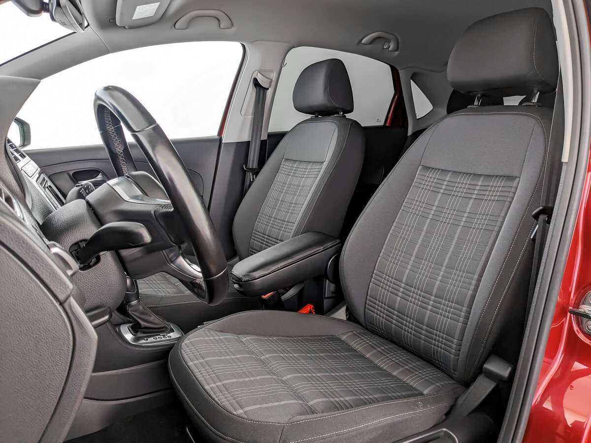 Б/У Фольксваген Поло 2017 года. Фото: #15