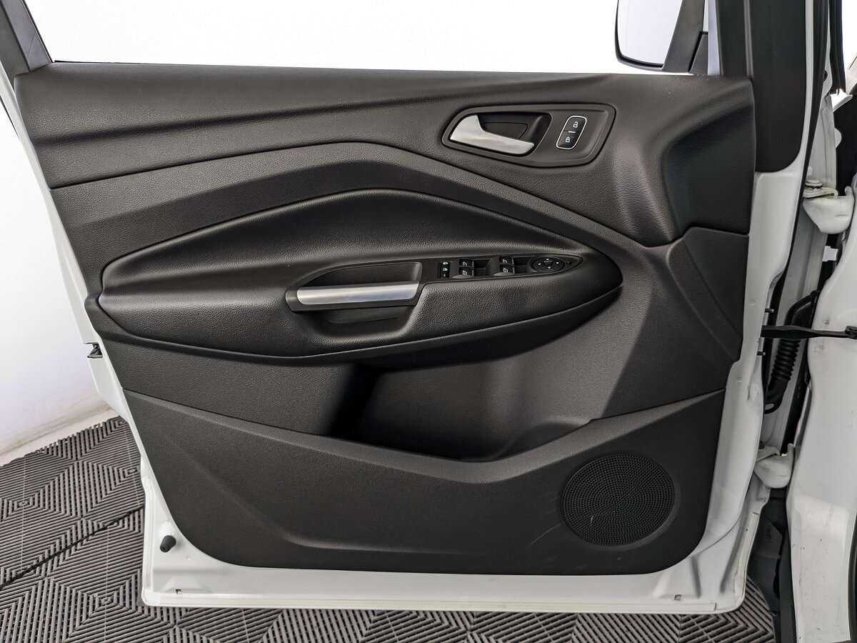 Б/У Форд Куга 2018 года. Фото: #14