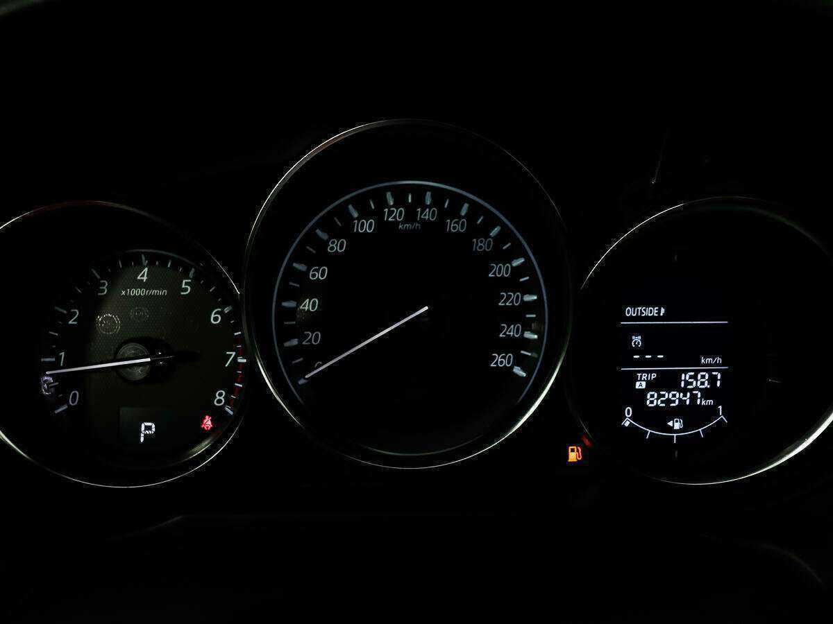 Б/У Мазда 6 2015 года. Фото: #12